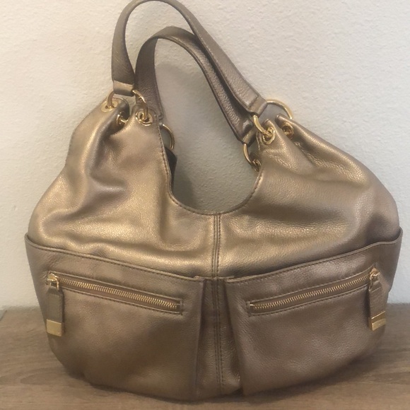 Michael Kors large Layton leather hobo style shoulder bag. - Picture 4 of 11